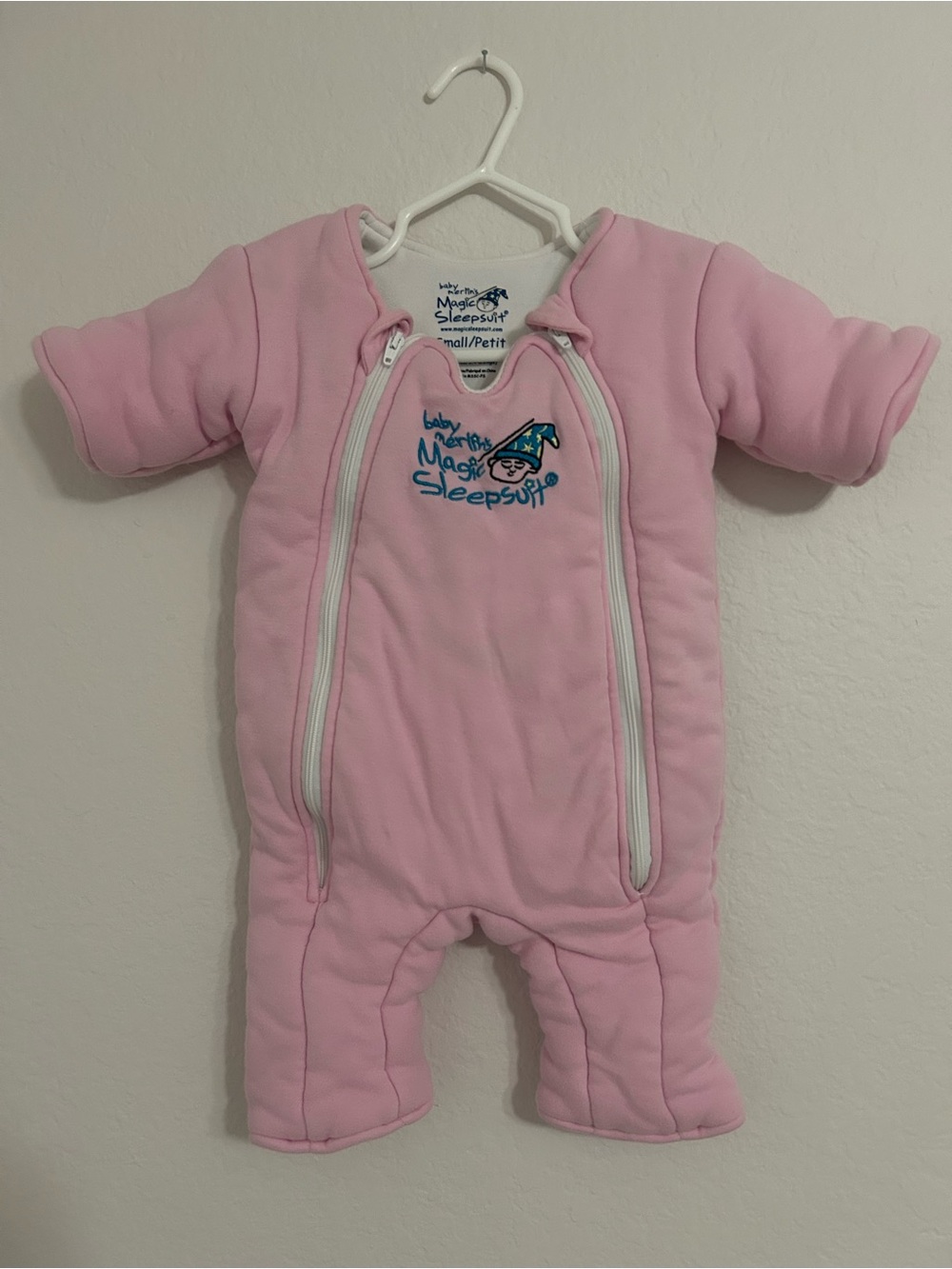 Baby Merlin Magic Sleep Suit Small 3-6 Months 12-18lbs Pink
